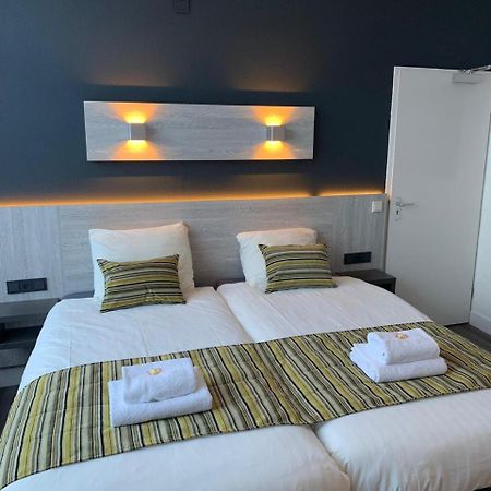 Hotel & Appartementen Royal Sas van Gent Exterior photo