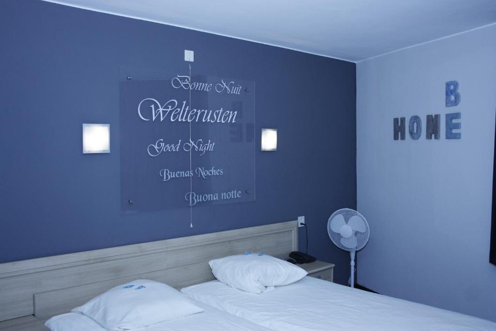 Hotel & Appartementen Royal Sas van Gent Room photo