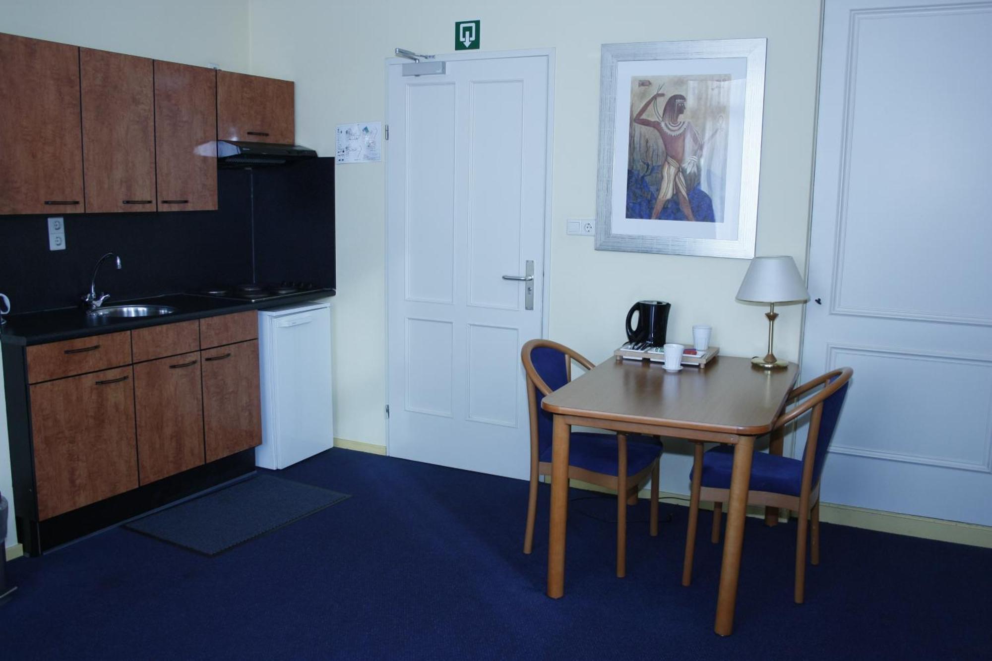 Hotel & Appartementen Royal Sas van Gent Exterior photo